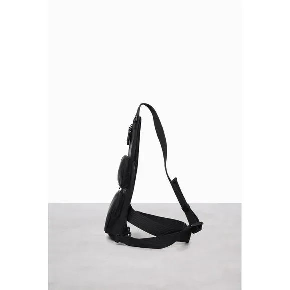NWT BEIS Survival Sling Bag in Black - Picture 2 of 8